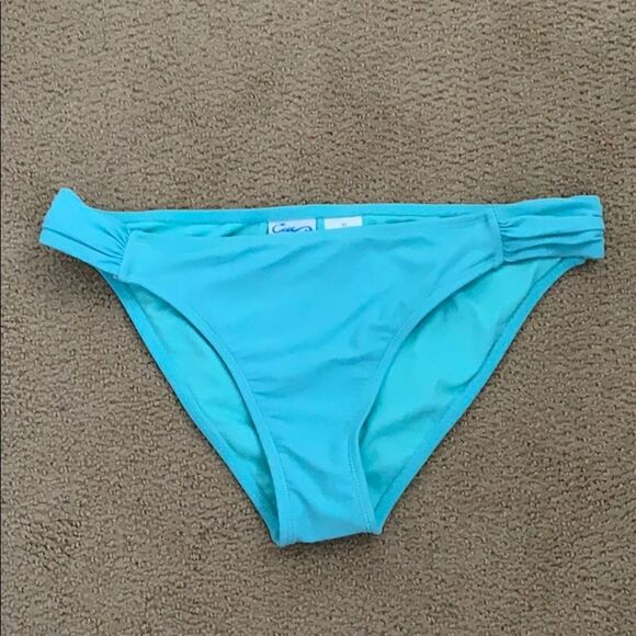 Bikini bottom - Picture 1 of 3